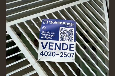 Casa à venda com 199m², 4 quartos e 2 vagas Casa à venda com 199m², 4 quartos e 2 vagasPlaca Aproximada