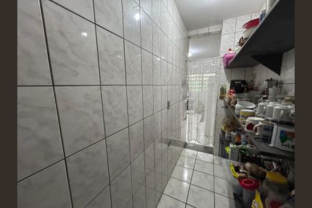 Casa à venda com 199m², 4 quartos e 2 vagas Casa à venda com 199m², 4 quartos e 2 vagasDespensa