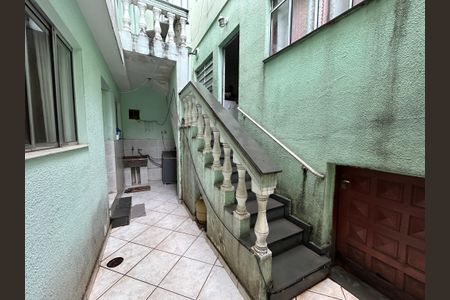 Casa à venda com 199m², 4 quartos e 2 vagas Casa à venda com 199m², 4 quartos e 2 vagasÁrea de Serviço