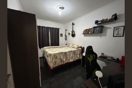 Casa à venda com 199m², 4 quartos e 2 vagas Casa à venda com 199m², 4 quartos e 2 vagasQuarto 2