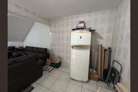 Casa à venda com 199m², 4 quartos e 2 vagas Casa à venda com 199m², 4 quartos e 2 vagasCozinha Casa 2