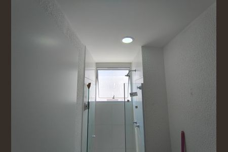 Banheiro Social de apartamento para alugar com 2 quartos, 69m² em Taquara, Rio de Janeiro