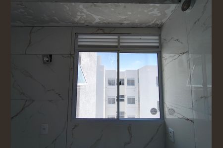 janela - Cozinha e Área de Serviço de apartamento para alugar com 2 quartos, 69m² em Taquara, Rio de Janeiro