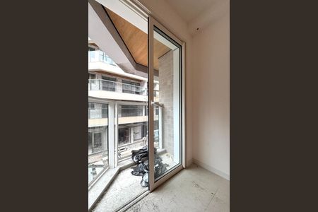Apartamento para alugar com 50m², 1 quarto e 1 vagaQuarto - varanda