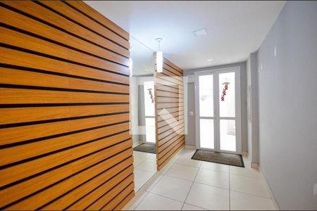 Apartamento à venda com 56m², 2 quartos e 1 vagaHall