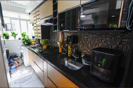 Apartamento à venda com 56m², 2 quartos e 1 vagaCozinha