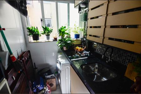 Apartamento à venda com 56m², 2 quartos e 1 vagaÁrea de Serviço