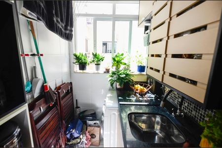 Apartamento à venda com 56m², 2 quartos e 1 vagaÁrea de Serviço