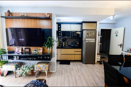 Sala de apartamento à venda com 2 quartos, 56m² em Vila Isabel, Rio de Janeiro