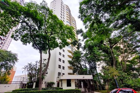 Apartamento à venda com 166m², 4 quartos e 3 vagas Apartamento à venda com 166m², 4 quartos e 3 vagasFachada