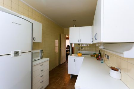 Apartamento à venda com 166m², 4 quartos e 3 vagas Apartamento à venda com 166m², 4 quartos e 3 vagascozinha