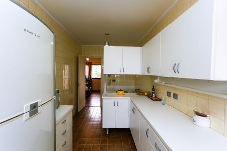 Apartamento à venda com 166m², 4 quartos e 3 vagas Apartamento à venda com 166m², 4 quartos e 3 vagascozinha