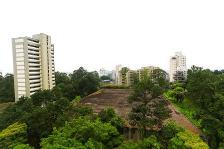 Apartamento à venda com 166m², 4 quartos e 3 vagas Apartamento à venda com 166m², 4 quartos e 3 vagasvista