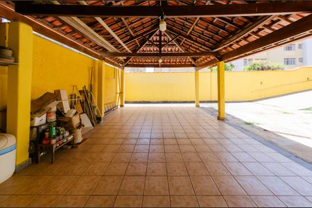 Casa à venda com 345m², 5 quartos e 6 vagasÁrea externa