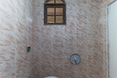 Casa para alugar com 250m², 3 quartos e 3 vagas Casa para alugar com 250m², 3 quartos e 3 vagasBanheiro da Suíte