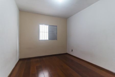 Casa para alugar com 250m², 3 quartos e 3 vagas Casa para alugar com 250m², 3 quartos e 3 vagasQuarto 1