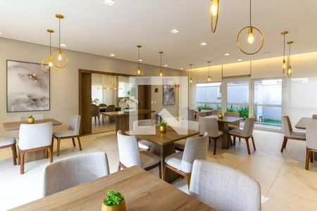 Apartamento para alugar com 50m², 2 quartos e 1 vaga Apartamento para alugar com 50m², 2 quartos e 1 vagaÁrea comum - Salão de festas