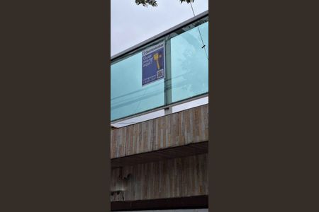 Casa à venda com 191m², 4 quartos e 2 vagas Casa à venda com 191m², 4 quartos e 2 vagasplaca