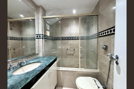 Apartamento à venda com 78m², 2 quartos e 2 vagas Apartamento à venda com 78m², 2 quartos e 2 vagasSuite - banheiro