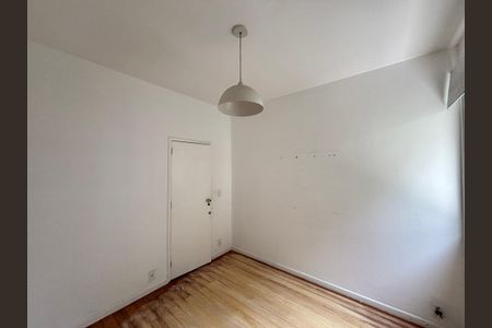 Apartamento à venda com 78m², 2 quartos e 2 vagas Apartamento à venda com 78m², 2 quartos e 2 vagasQuarto