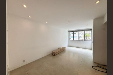 Apartamento à venda com 78m², 2 quartos e 2 vagas Apartamento à venda com 78m², 2 quartos e 2 vagasSala