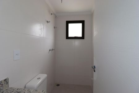 Apartamento à venda com 55m², 2 quartos e 2 vagasBanheiro da Suíte