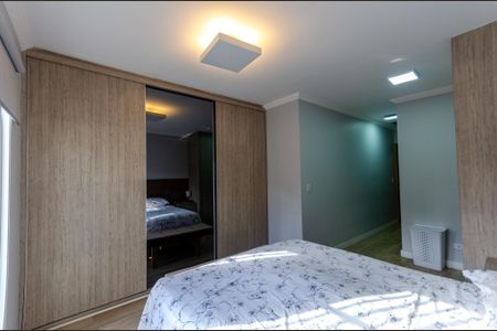 Casa à venda com 130m², 3 quartos e 4 vagasSuíte