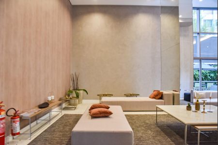 Apartamento para alugar com 93m², 2 quartos e 2 vagas Apartamento para alugar com 93m², 2 quartos e 2 vagasHall social