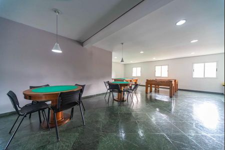 Apartamento à venda com 60m², 2 quartos e 1 vaga Apartamento à venda com 60m², 2 quartos e 1 vagaÀrea comum - Espaço de jogos