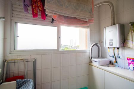 Apartamento à venda com 60m², 2 quartos e 1 vaga Apartamento à venda com 60m², 2 quartos e 1 vagaÁrea de serviço