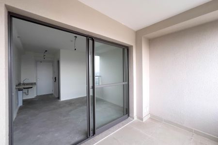 Varanda de kitnet/studio à venda com 1 quarto, 28m² em Sacoma, São Paulo