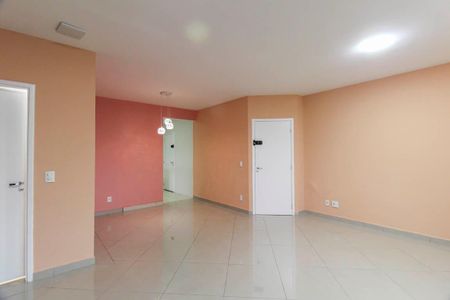 Apartamento à venda com 96m², 2 quartos e 2 vagas Apartamento à venda com 96m², 2 quartos e 2 vagasSala
