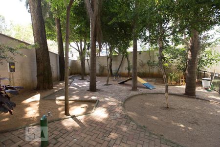 Apartamento à venda com 96m², 2 quartos e 2 vagas Apartamento à venda com 96m², 2 quartos e 2 vagasPlayground