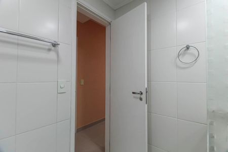 Apartamento à venda com 96m², 2 quartos e 2 vagas Apartamento à venda com 96m², 2 quartos e 2 vagasBanheiro da Suíte 2