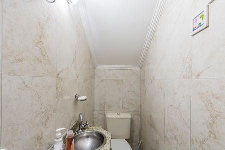 Casa à venda com 102m², 3 quartos e 2 vagas Casa à venda com 102m², 3 quartos e 2 vagasLavabo