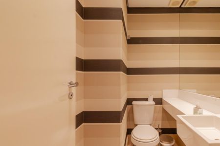 Apartamento para alugar com 290m², 2 quartos e 4 vagas Apartamento para alugar com 290m², 2 quartos e 4 vagasLavabo