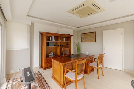 Apartamento para alugar com 290m², 2 quartos e 4 vagas Apartamento para alugar com 290m², 2 quartos e 4 vagasEscritório