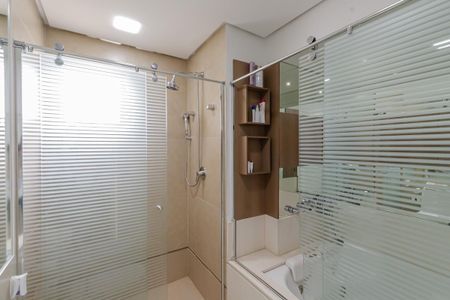 Apartamento para alugar com 290m², 2 quartos e 4 vagas Apartamento para alugar com 290m², 2 quartos e 4 vagasBanheiro