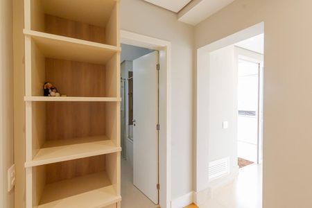 Apartamento para alugar com 290m², 2 quartos e 4 vagas Apartamento para alugar com 290m², 2 quartos e 4 vagasBanheiro