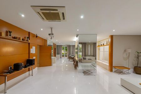 Apartamento para alugar com 290m², 2 quartos e 4 vagas Apartamento para alugar com 290m², 2 quartos e 4 vagasÁrea comum - Salão de festas
