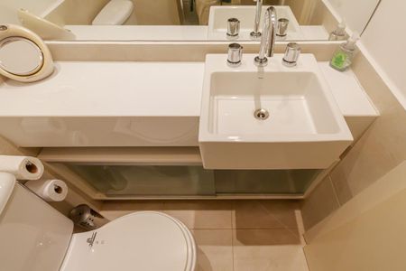 Apartamento para alugar com 290m², 2 quartos e 4 vagas Apartamento para alugar com 290m², 2 quartos e 4 vagasBanheiro da Suíte 2