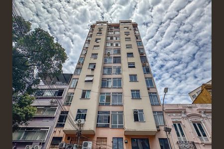 Apartamento à venda com 70m², 2 quartos e sem vagaFachada