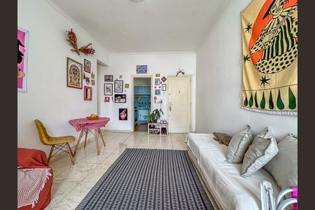 Apartamento à venda com 70m², 2 quartos e sem vagaSala