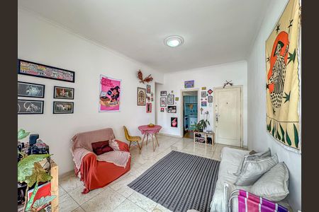 Apartamento à venda com 70m², 2 quartos e sem vagaSala