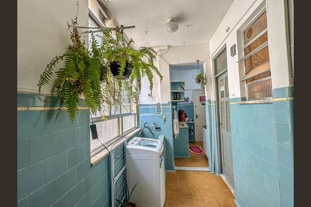 Apartamento à venda com 70m², 2 quartos e sem vagaÁrea de Serviço