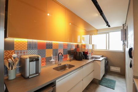 Apartamento para alugar com 67m², 2 quartos e 1 vaga Apartamento para alugar com 67m², 2 quartos e 1 vagaCozinha e Área de Serviço