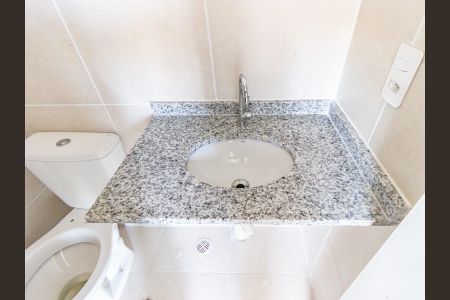 Apartamento à venda com 39m², 2 quartos e sem vagaBanheiro