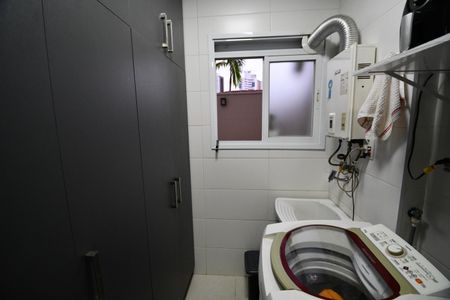 Apartamento à venda com 144m², 2 quartos e 2 vagasÁrea de Serviço