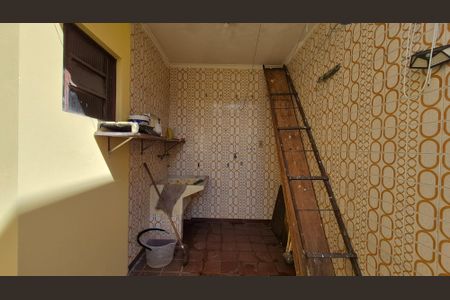 Casa à venda com 163m², 2 quartos e 6 vagasArea de serviço