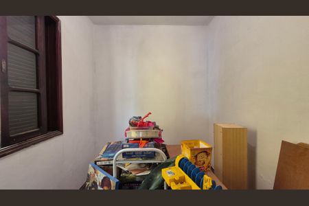 Casa à venda com 163m², 2 quartos e 6 vagasQuarto de serviço